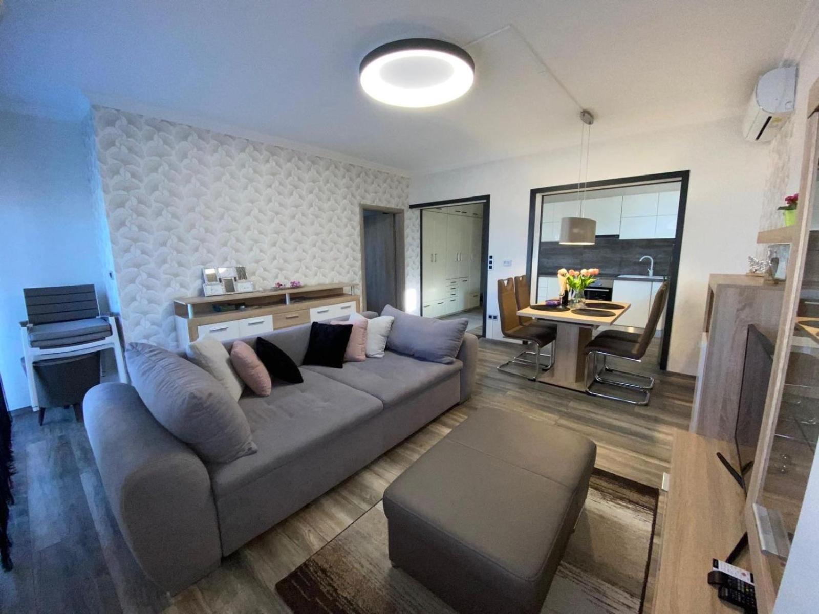 Mira Apartman Heviz Bagian luar foto