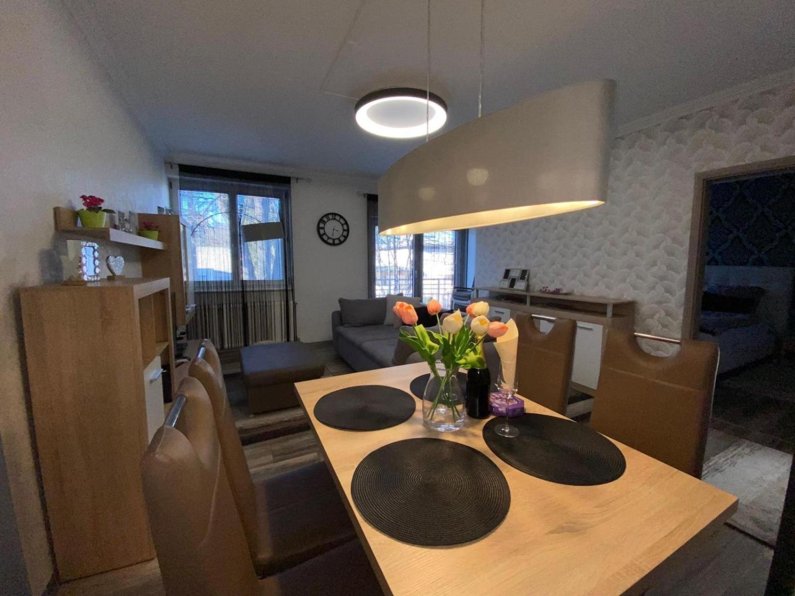 Mira Apartman Heviz Bagian luar foto